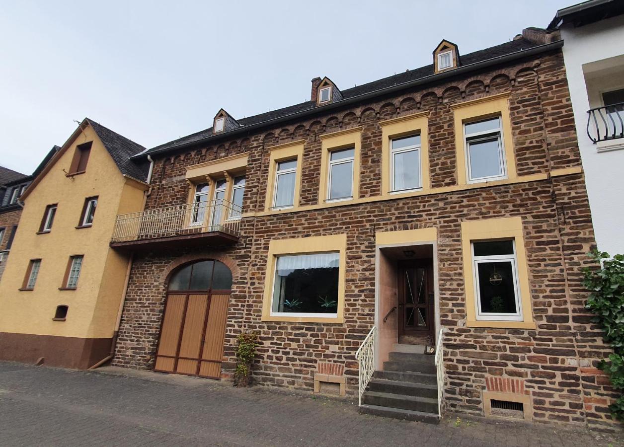 Ferienhaus Im Moseltal Bruttig-Fankel Bagian luar foto